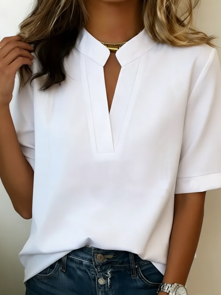 Avery | Effortless V-Neck Blouse
