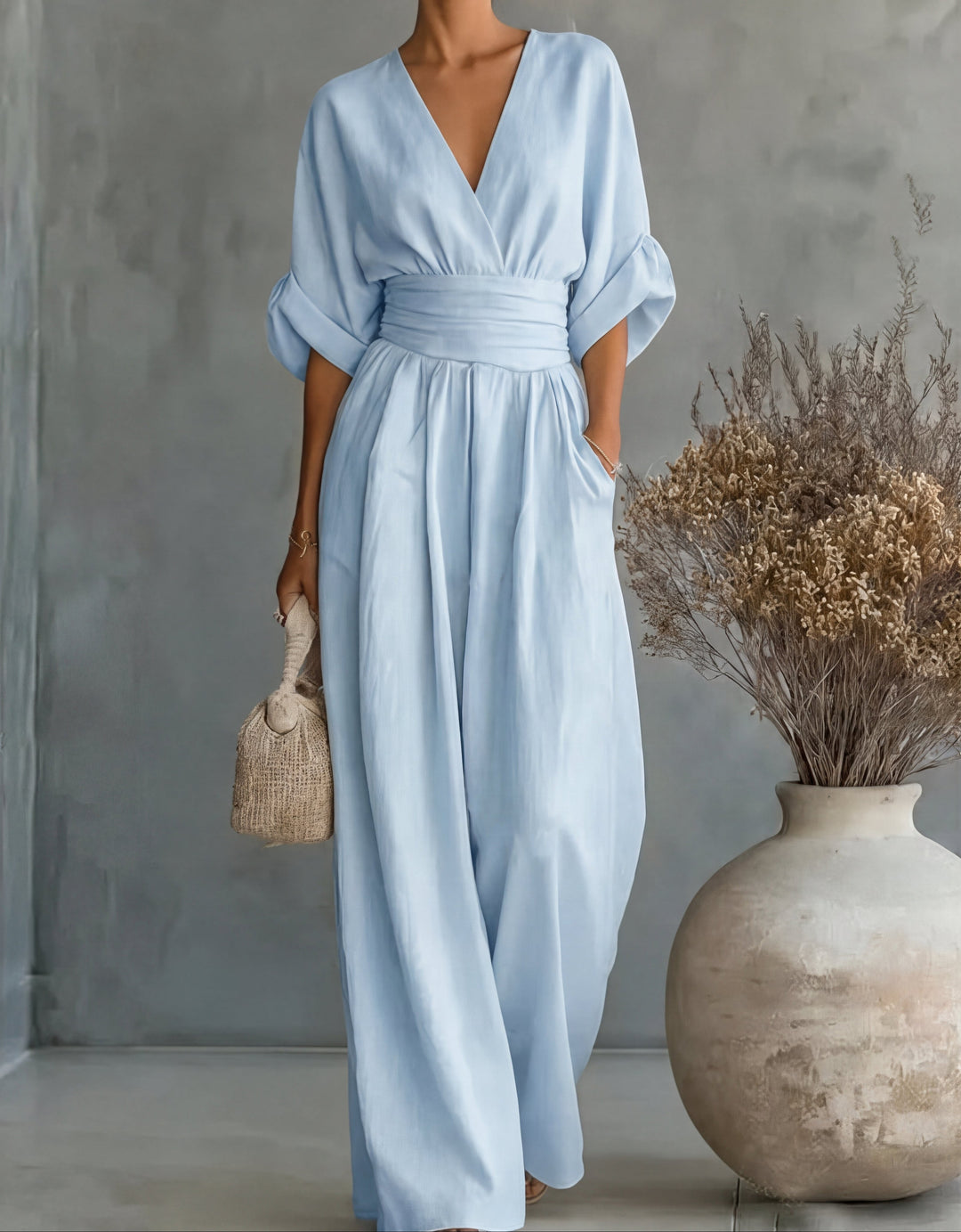 Daniela™ | Elegant V-Neck Wide Leg Jumpsuit